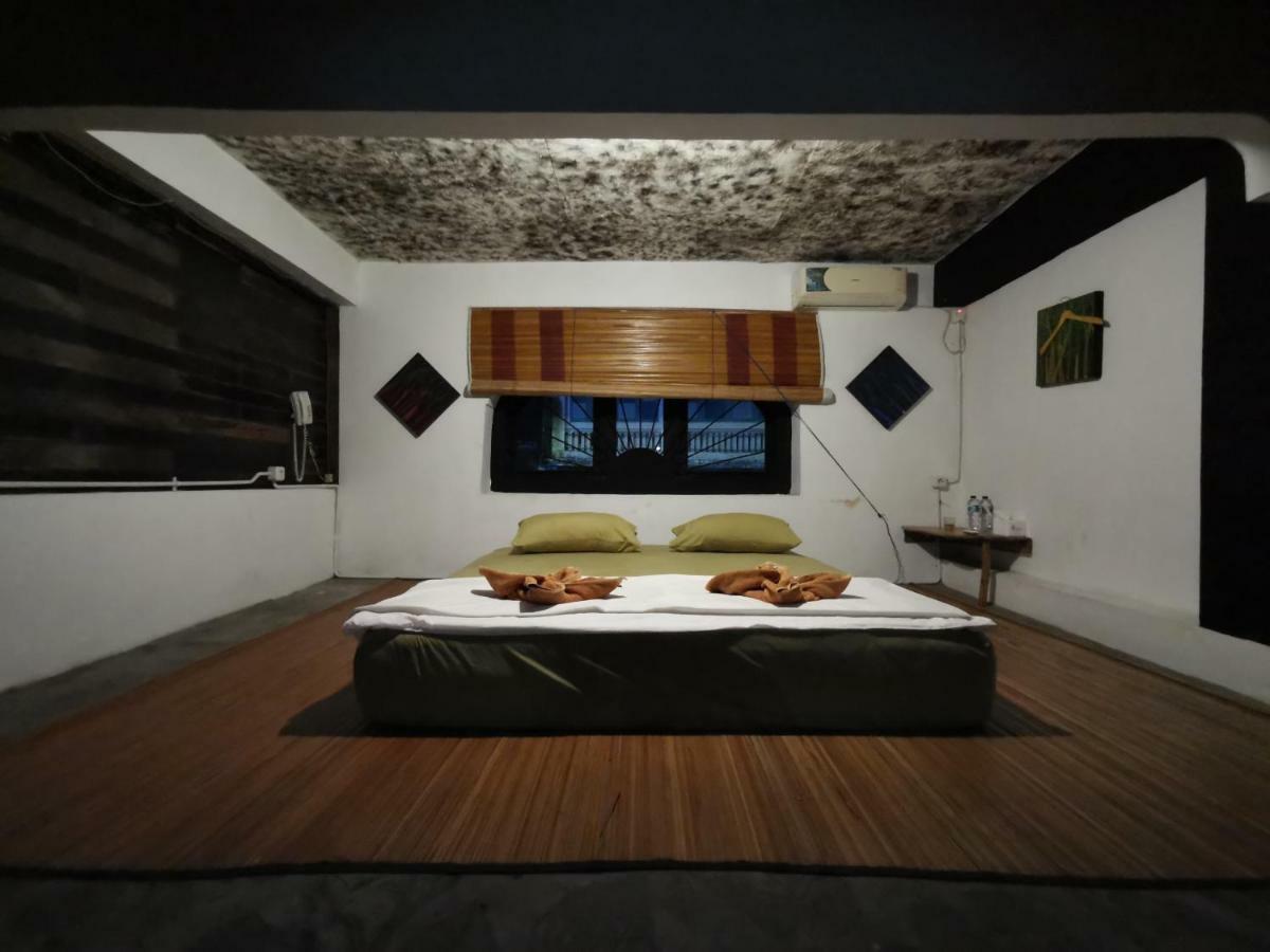 Bat & Arrow Hotell Padang  Rom bilde